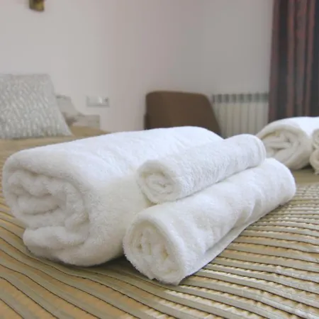 Eco House Kitana בית הארחה