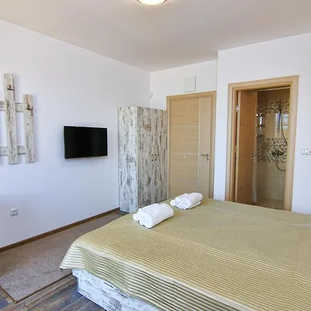Eco House Kitana Гостевой дом