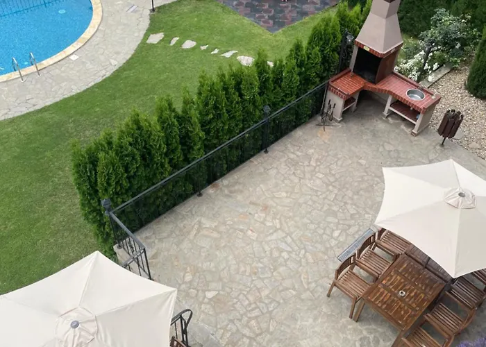 Affittacamere Eco House Kitana 3*