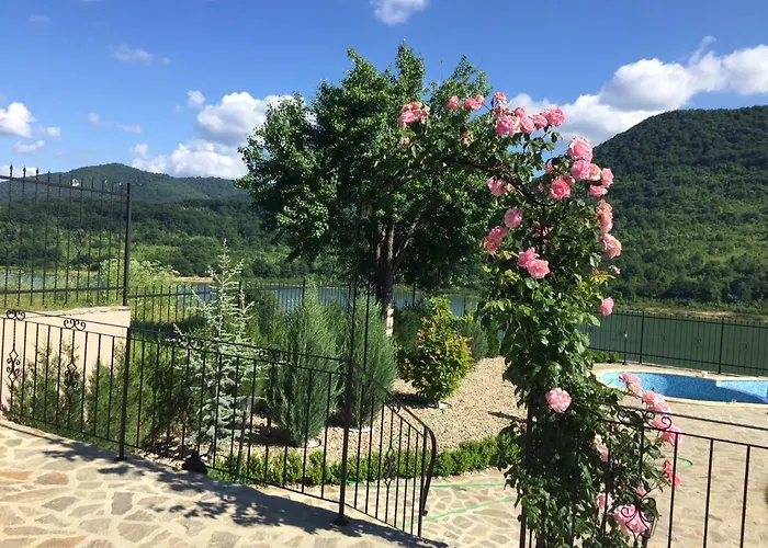 Eco House Kitana Affittacamere