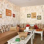 בית הארחה Eco House Kitana