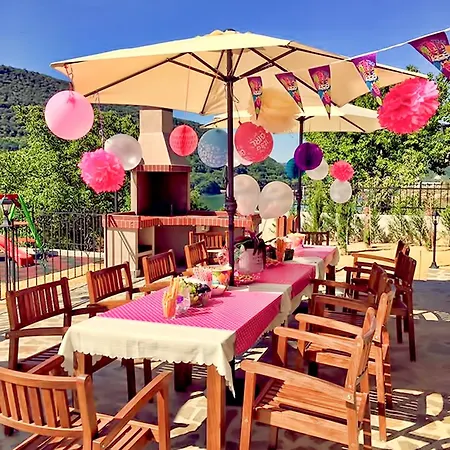 Eco House Kitana 3* Asparuhovo