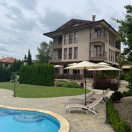 Gæstehus Eco House Kitana 3*