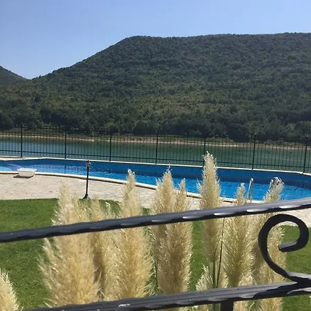 Gæstehus Eco House Kitana