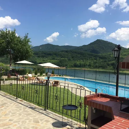 Eco House Kitana Gæstehus 3*